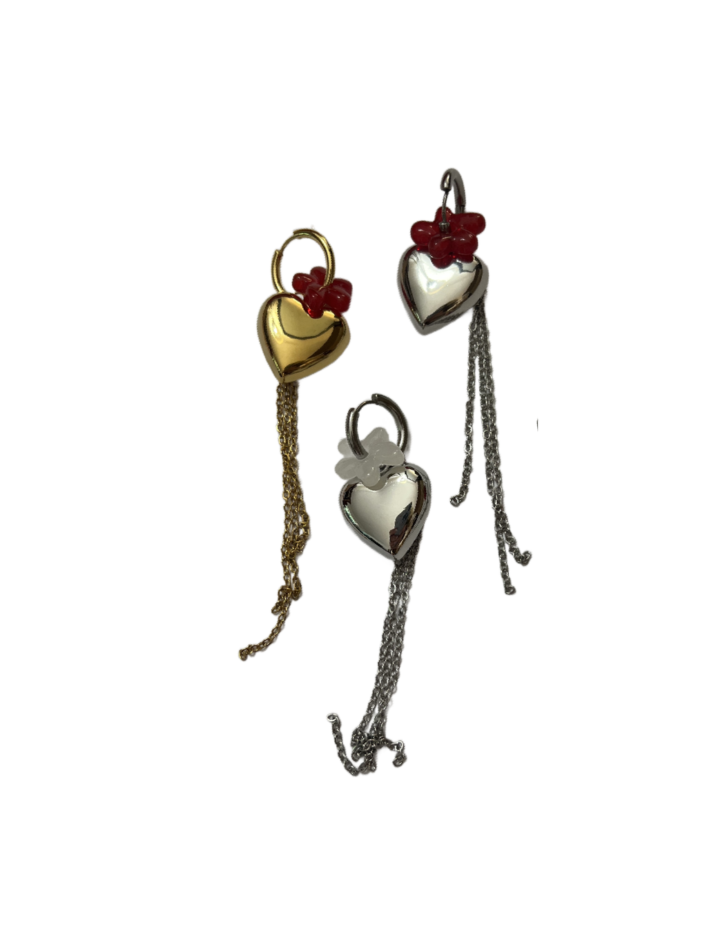 Mono earring with heart and small flower