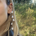 Pearl Drops Mono Earring
