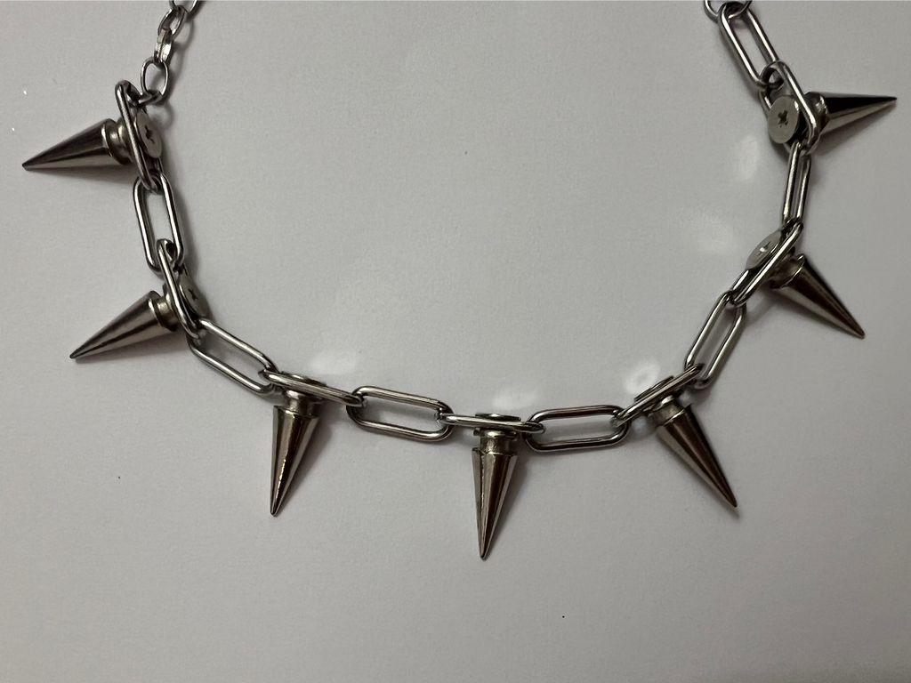 Spike Chain Choker