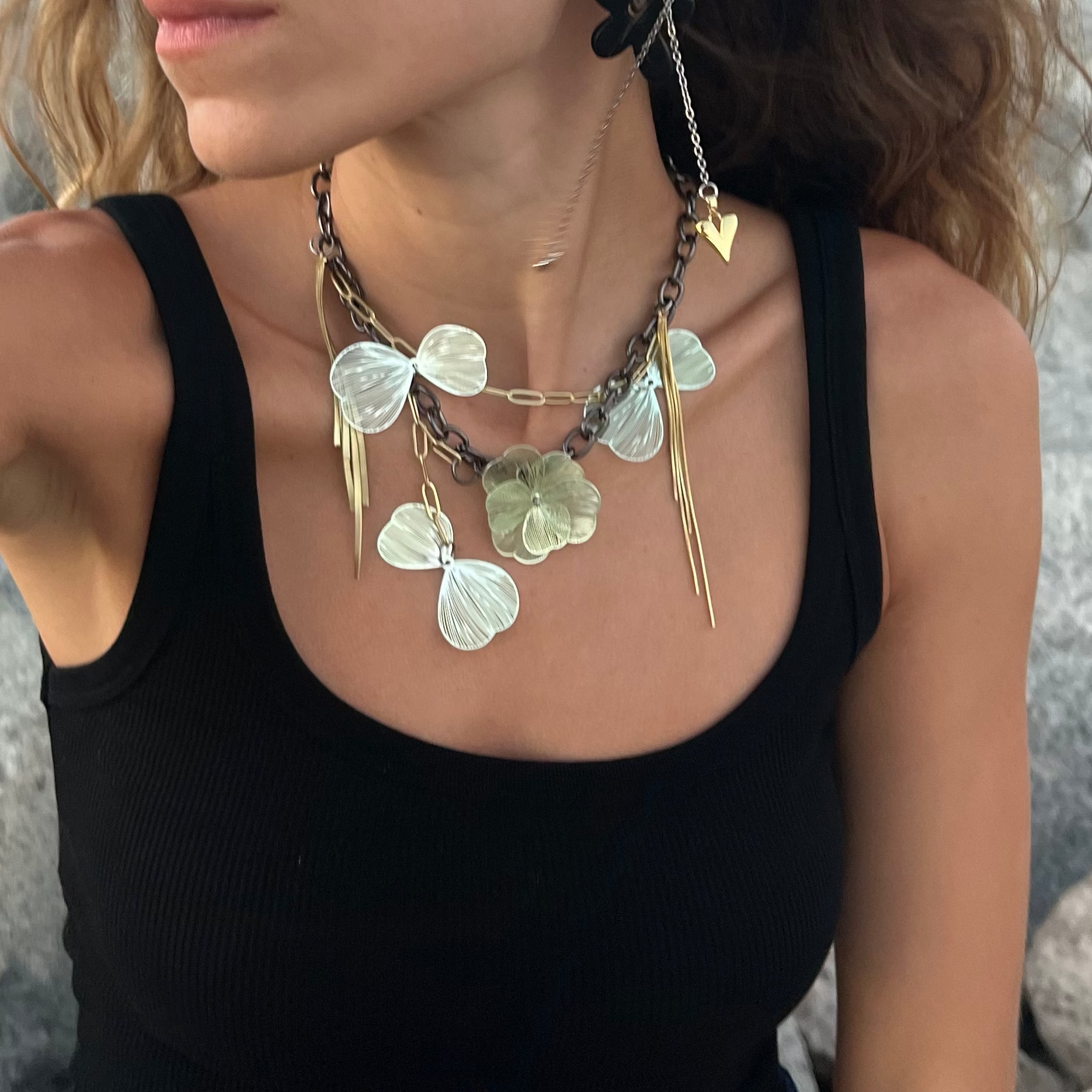 Dark Flora Necklace