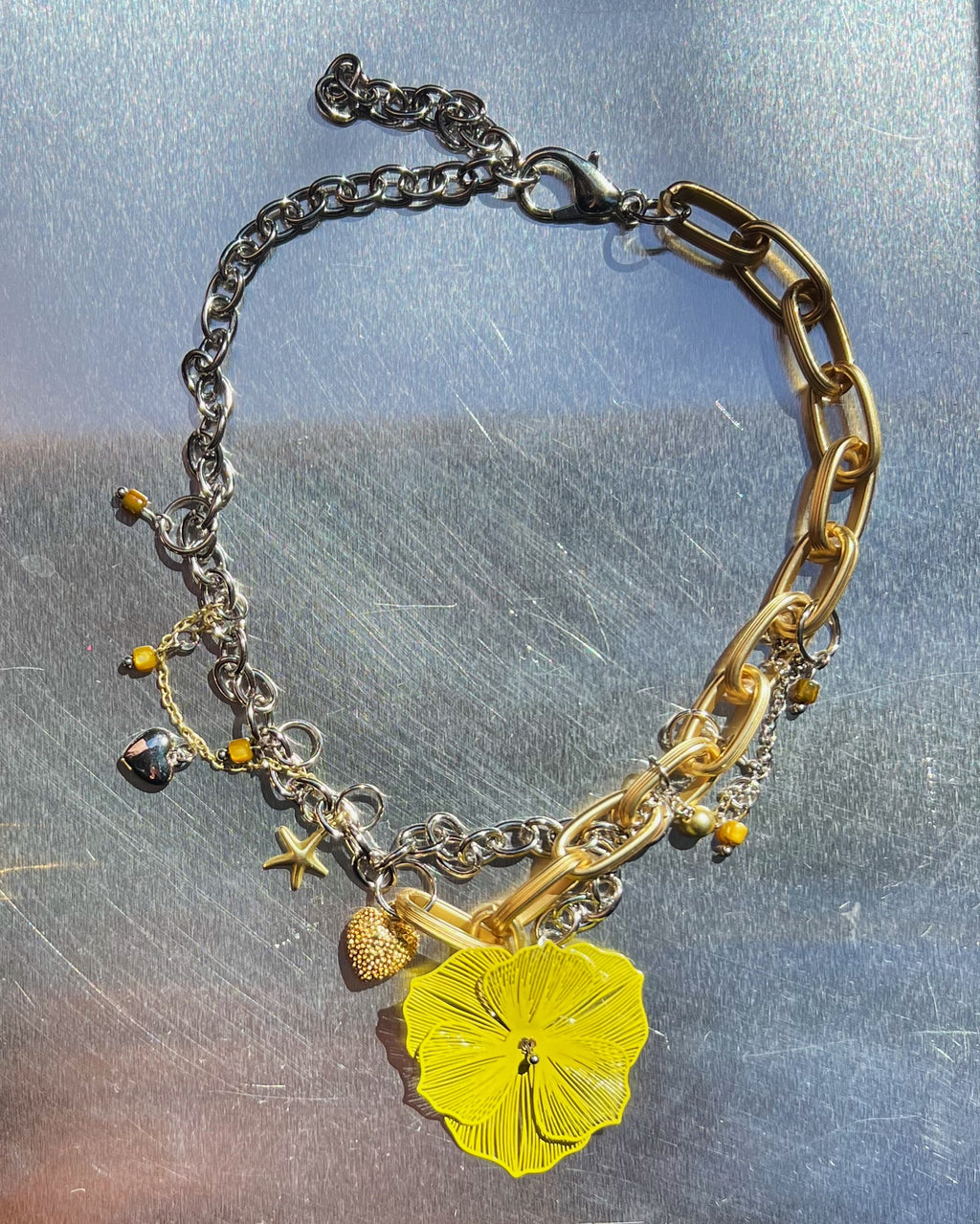 Honey Bloom Choker